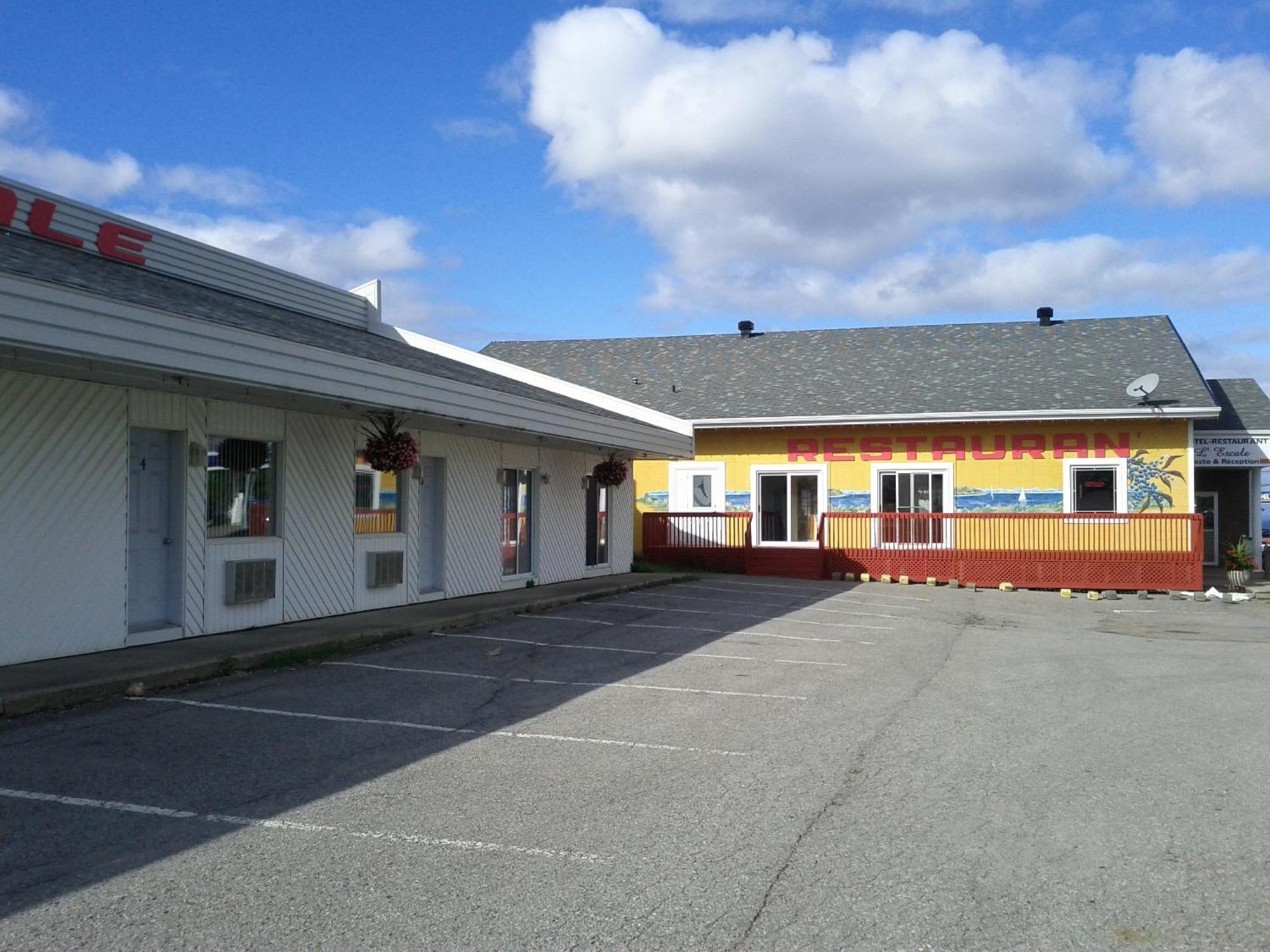 Motel L'Escale Шамбор Екстериор снимка